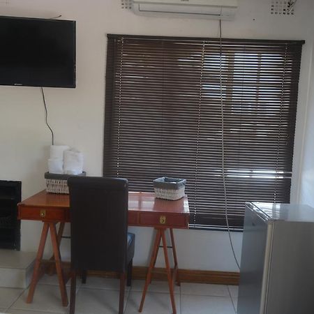 Maison Calme Gaborone Exterior photo