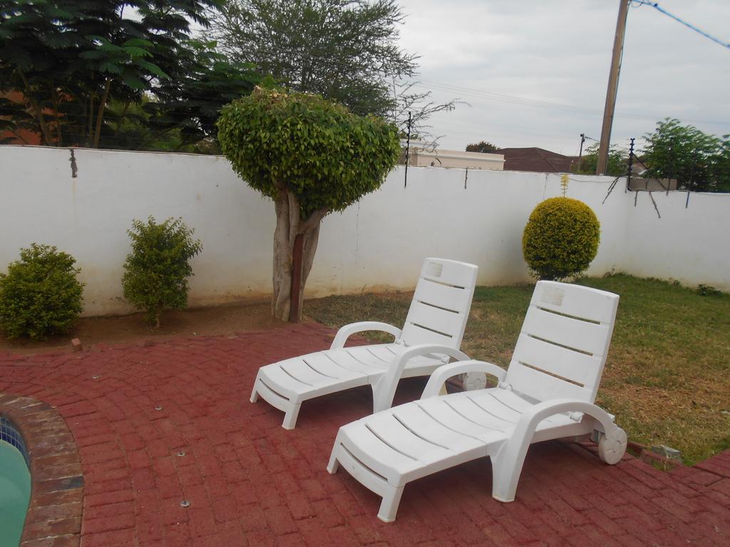 Maison Calme Gaborone Exterior photo
