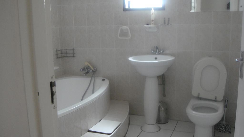 Maison Calme Gaborone Room photo